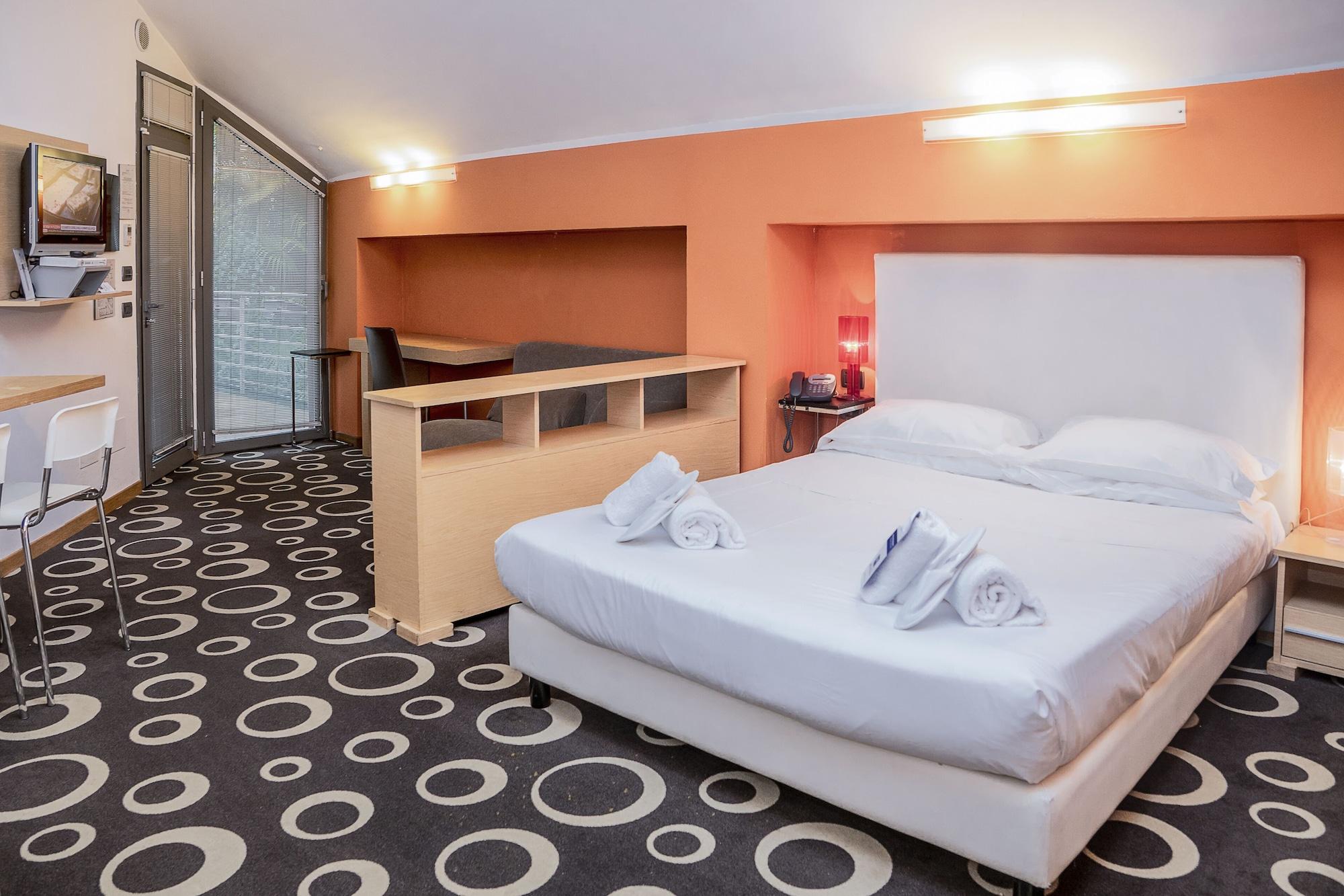 Ih Hotels Firenze Select Екстериор снимка