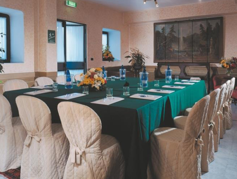 Ih Hotels Firenze Select Екстериор снимка