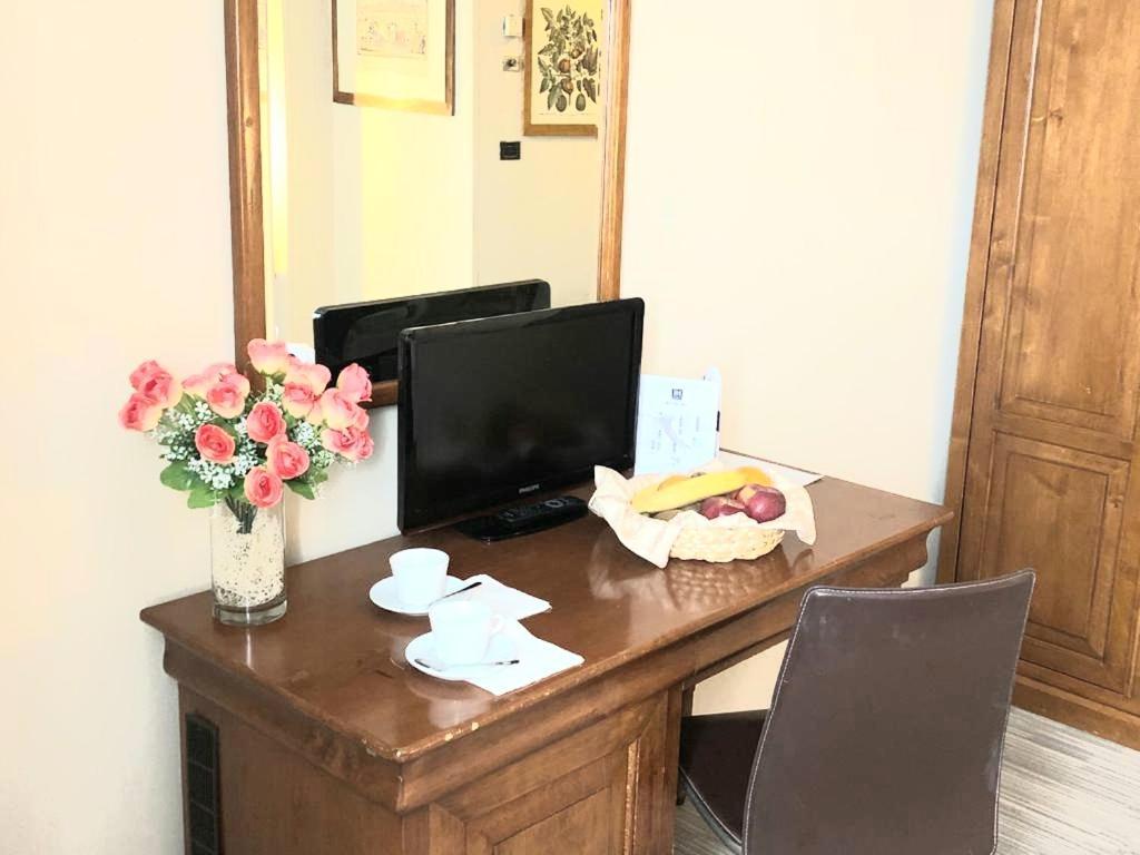 Ih Hotels Firenze Select Екстериор снимка